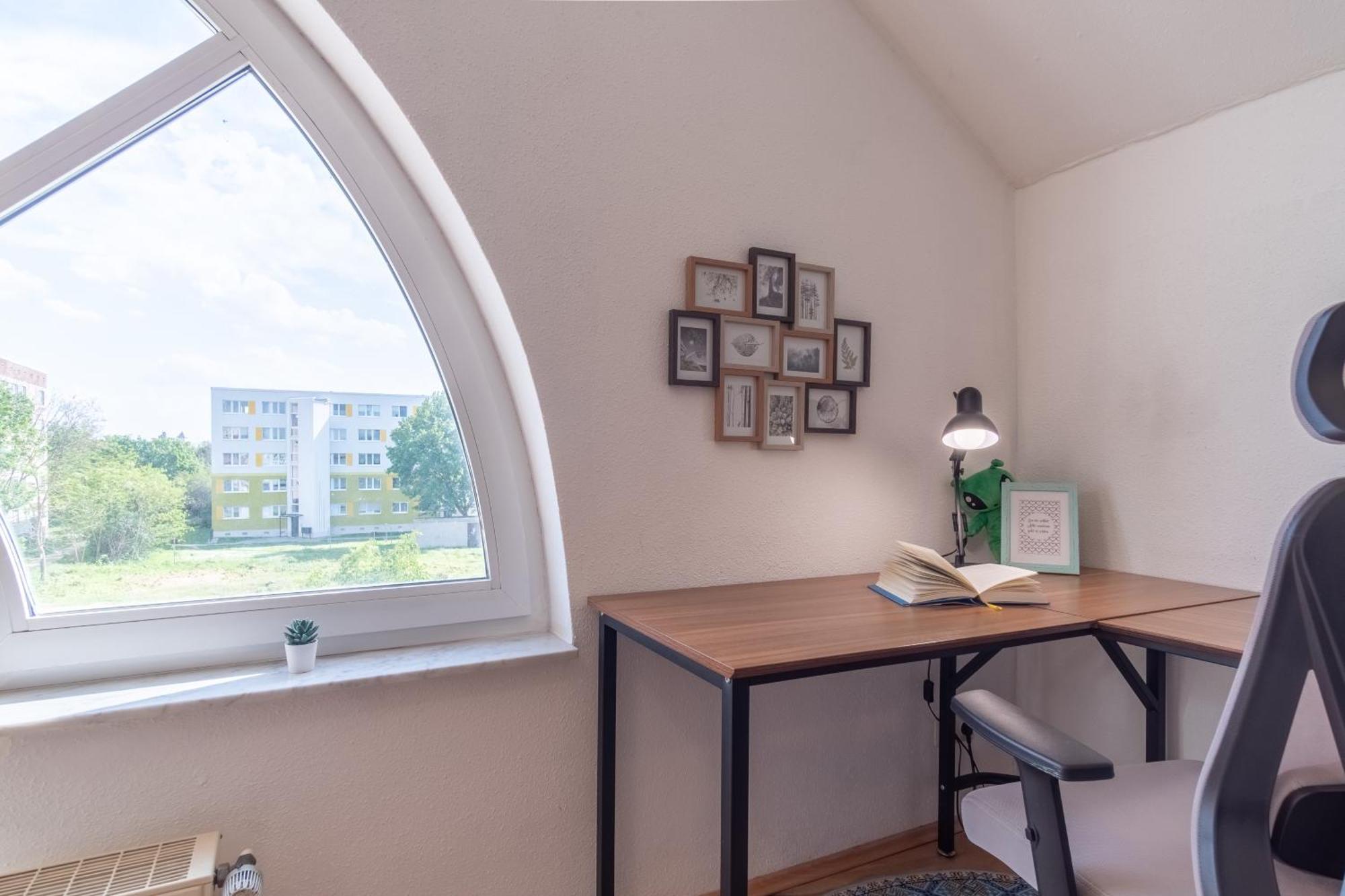 4K Tv, Soundbar, Ausblick Appartement Bad Dürrenberg Buitenkant foto